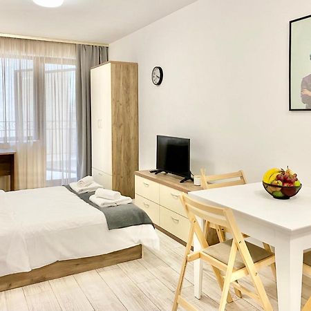 Cozy Studio Next To State Opera With Work Space Stara Zagora Esterno foto