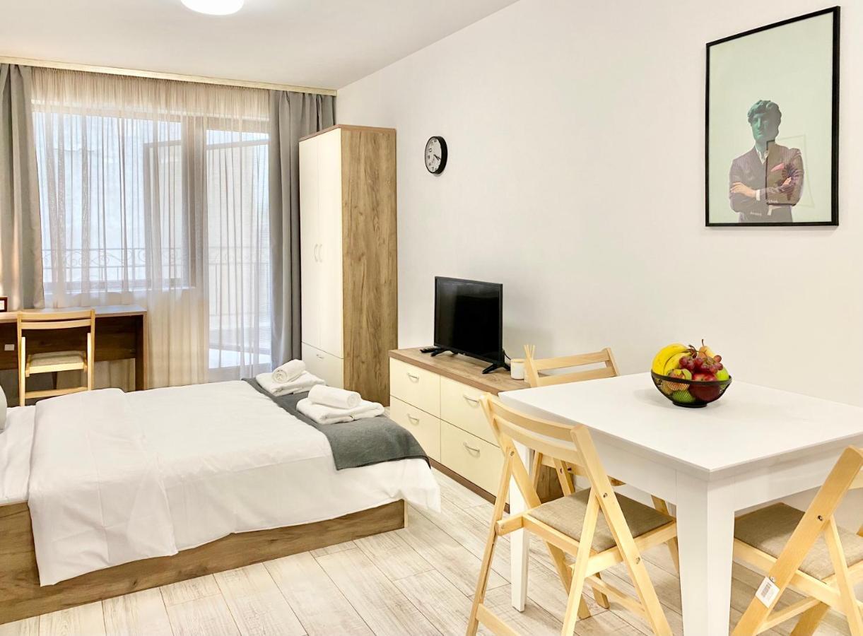Cozy Studio Next To State Opera With Work Space Stara Zagora Esterno foto