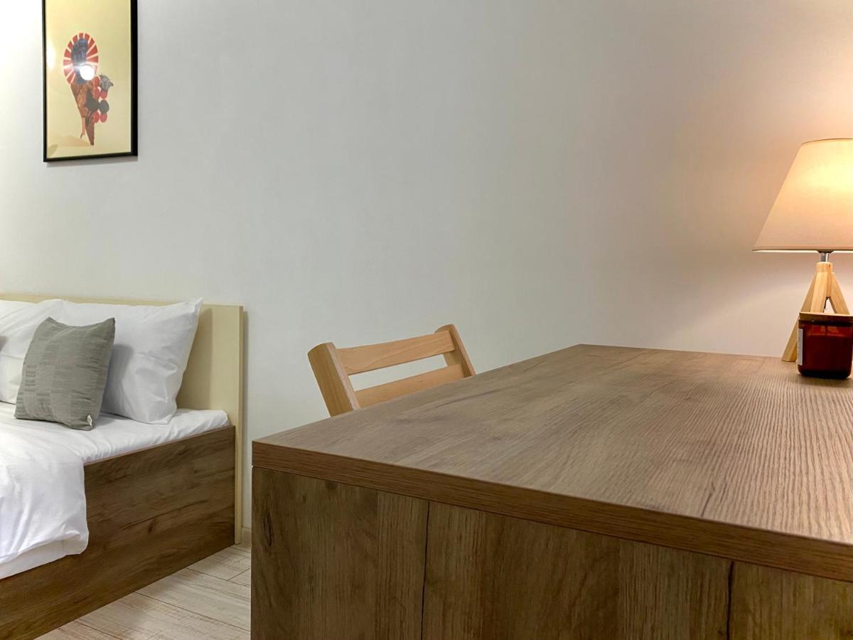 Cozy Studio Next To State Opera With Work Space Stara Zagora Esterno foto